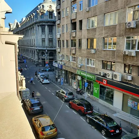 Edgar * Βουκουρέστι